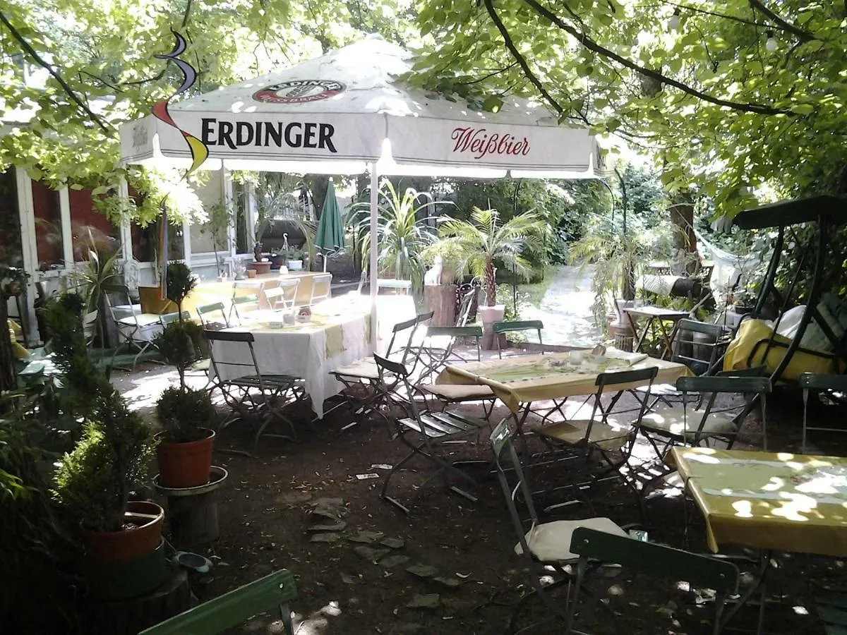 Gaestezimmer In Lindenau Leipzig Guest house
